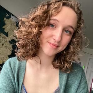 Meet your Posher, Alyssa